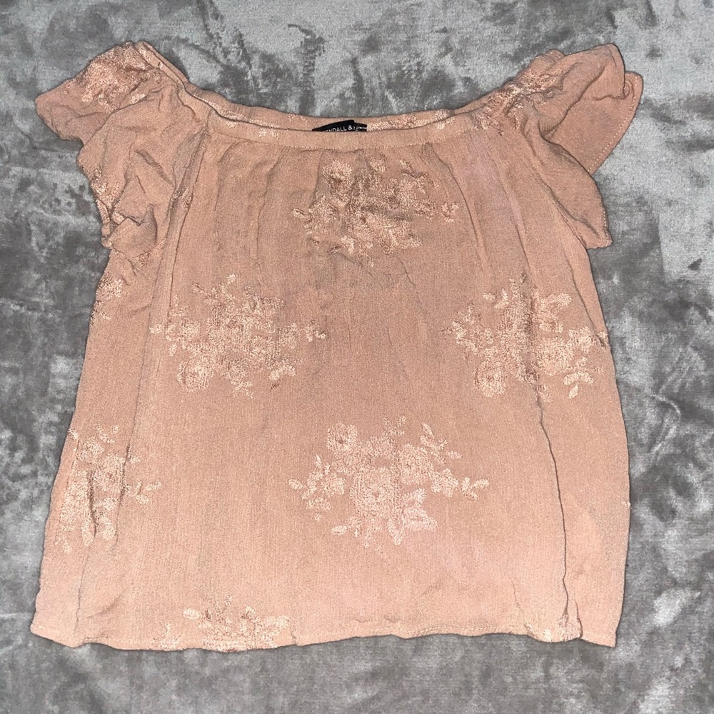 Kendal & Kylie Crop